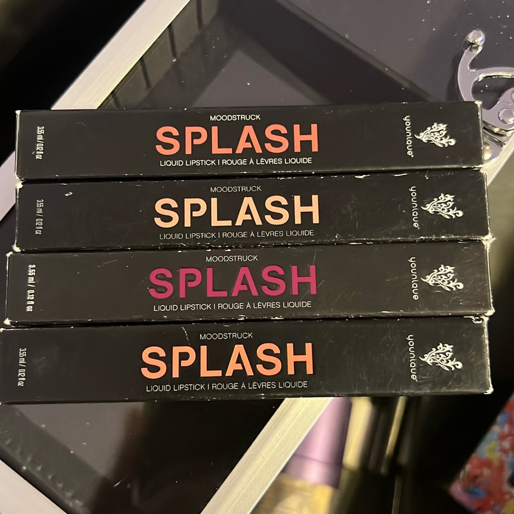 Younique liquid splash